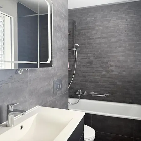Contemporain 3 Pieces Et Demi Montreux