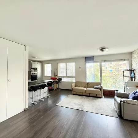 Contemporain 3 Pieces Et Demi Montreux
