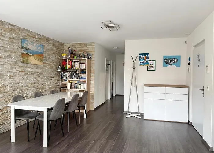 Contemporain 3 Pieces Et Demi Montreux